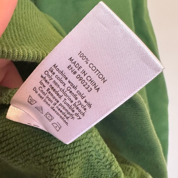 Men’s Quiet Golf Club Signature Crew Neck Sweatshirt - Picture 7 of 7